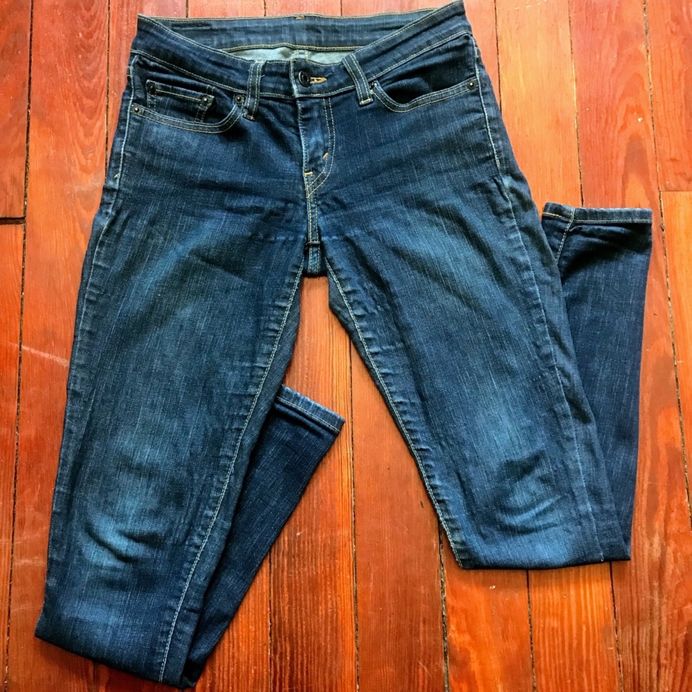 Levi Jeans (skinny) size 5.